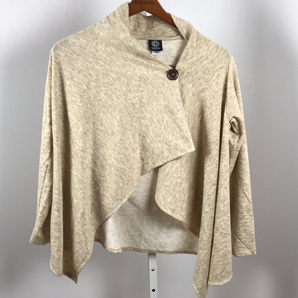 bobeau Sweaters - Bobeau beige stretch button cardigan shawl small